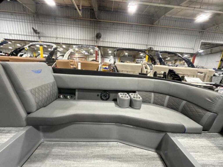 2026 Bennington 25LTSBA - Blackout - Arch US-ETWS9253J526 [photo 5]